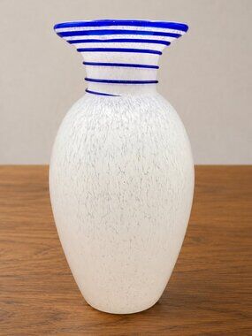 VTG Norcrest art Glass Hand Blown Vase White w/ Cobalt Blue Rim 8.5”